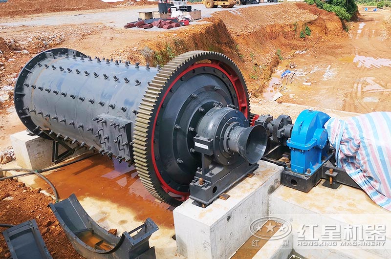 球磨機工作現場圖片