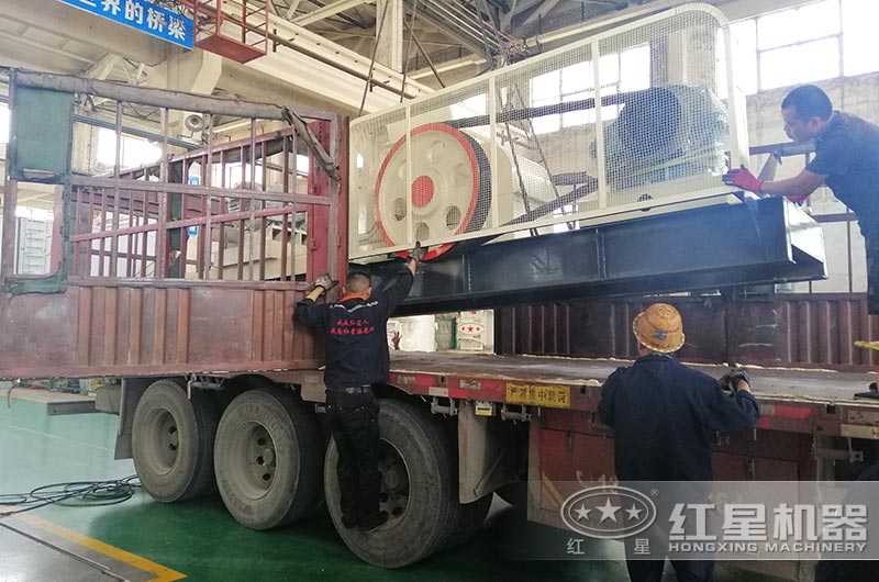 設(shè)備裝車直接發(fā)往客戶現(xiàn)場(chǎng) 設(shè)備裝車直接發(fā)往客戶現(xiàn)場(chǎng)