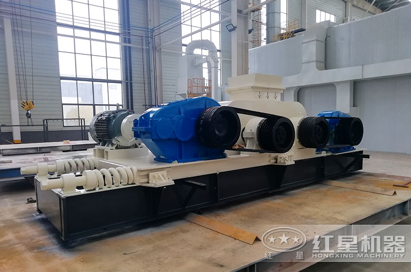 破碎硅鐵用齒輥破好嗎？齒輥破碎機(jī)工作原理及型號(hào)參數(shù)