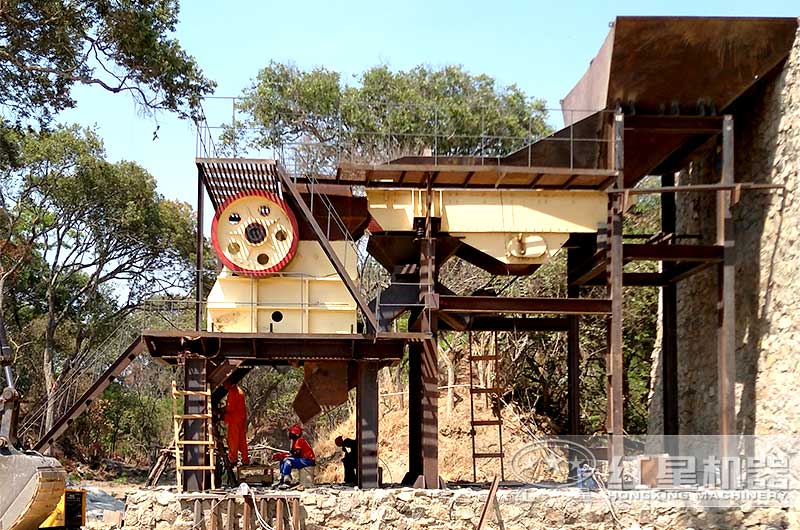 CJ顎式破碎機(jī)破碎生產(chǎn)現(xiàn)場 CJ顎式破碎機(jī)破碎生產(chǎn)現(xiàn)場