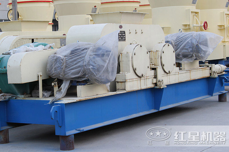 對(duì)輥式制砂機(jī)高清實(shí)拍