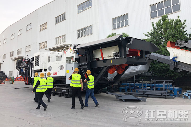 客戶來廠參觀設(shè)備 客戶來廠參觀設(shè)備