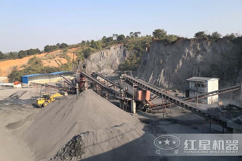 想要砂里“淘金”，生產(chǎn)機(jī)制砂設(shè)備有幾種？推薦一二