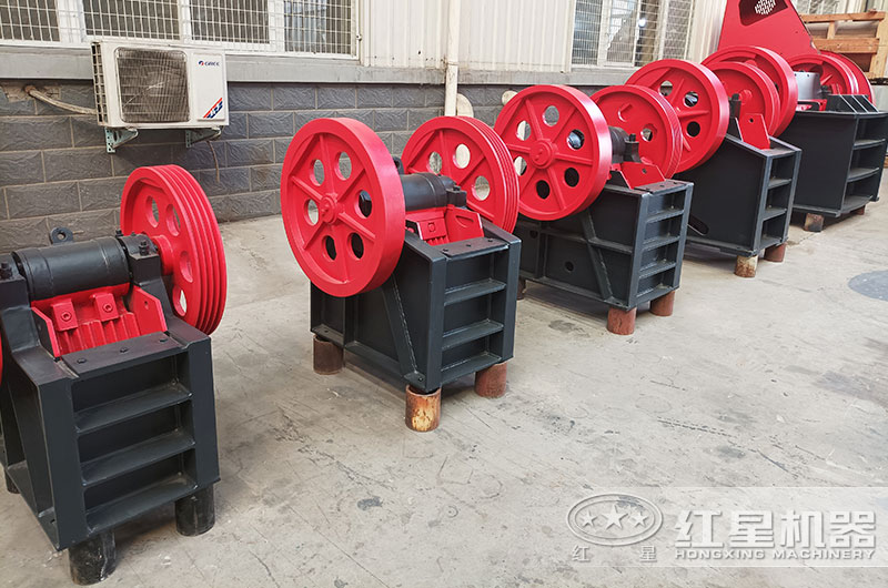 鄂式煤礦粉碎機(jī)圖片 鄂式煤礦粉碎機(jī)圖片