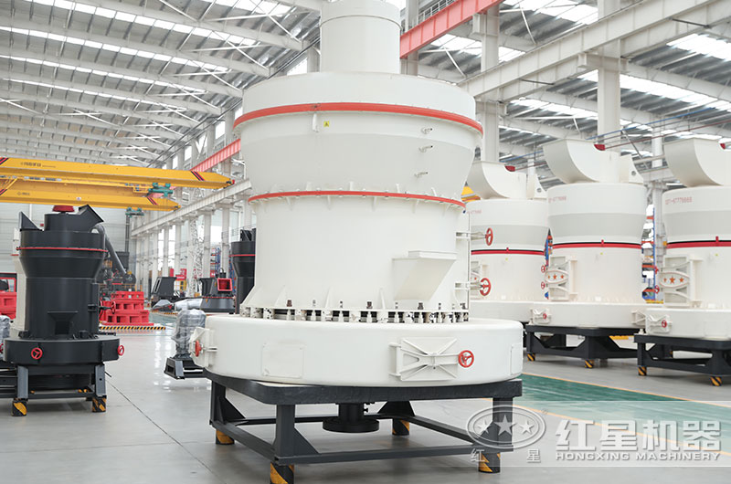 大型礦石磨粉機(jī)圖片 大型礦石磨粉機(jī)圖片