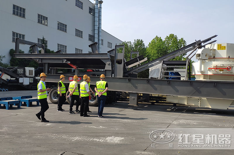 客戶來廠考察設(shè)備 客戶來廠考察設(shè)備