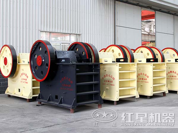 鄂式破碎機配件的結(jié)構(gòu)改進分析