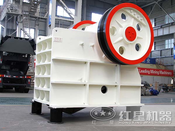 移動式破碎機(jī)與傳統(tǒng)破碎機(jī)相比好在哪里？