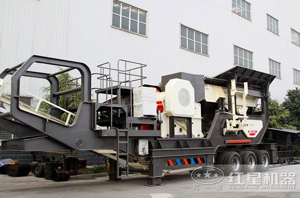 移動(dòng)粉碎石頭的機(jī)器一臺多少錢