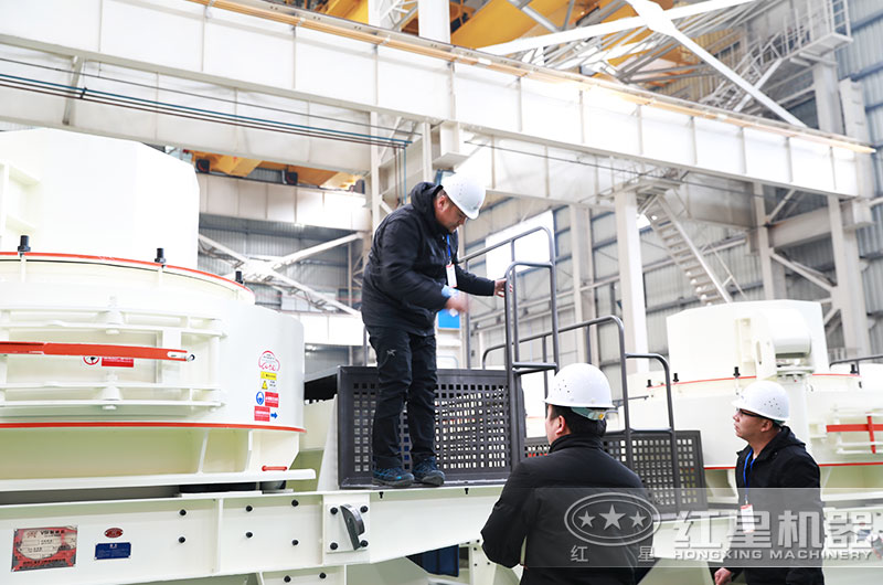 石頭制成沙子賺錢嗎？用什么石頭加工沙好?