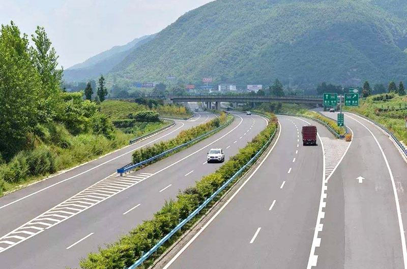 公路瀝青用礦粉設(shè)備多少錢一套？