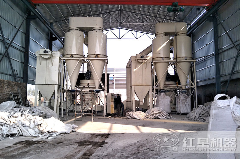 鉀長石磨粉生產(chǎn)客戶現(xiàn)場(chǎng)