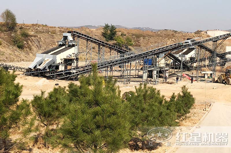 哪種制砂機出來的沙好用，有沒有石頭制砂現(xiàn)場視頻