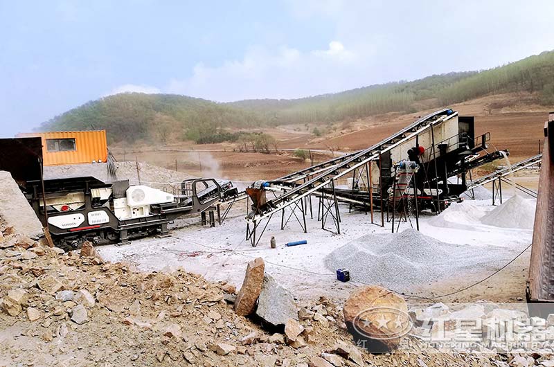 喜訊！時(shí)產(chǎn)40噸石灰石移動(dòng)破生產(chǎn)線于陜西寶雞正式投產(chǎn)運(yùn)作
