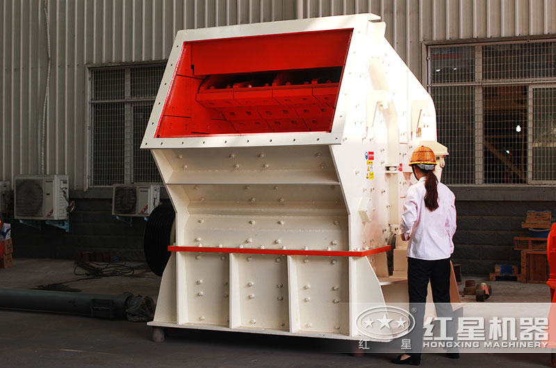 1820反擊破每小時(shí)產(chǎn)量多少噸？一臺(tái)多少錢？(內(nèi)含參數(shù)表)