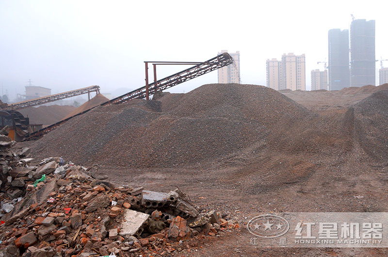 建筑垃圾變廢為磚設(shè)備多少錢，建筑垃圾做的磚多少錢一塊？