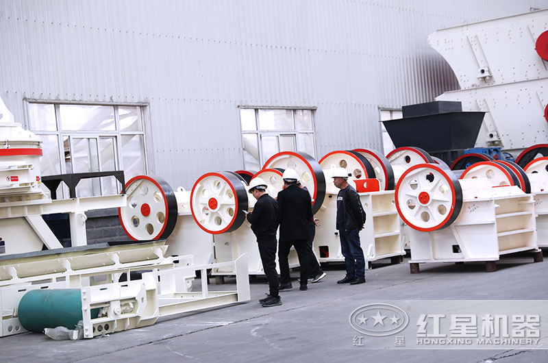 石子粉碎機(jī)有哪些？哪種適合中小型石料廠？
