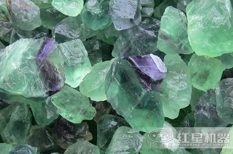 2020年螢石價(jià)格走勢如何？螢石原礦到螢石粉的整套生產(chǎn)設(shè)備