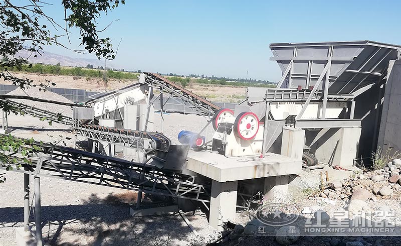 礦山鄂式破碎機價格一臺是多少錢？詳看紅星破碎機2021新報價